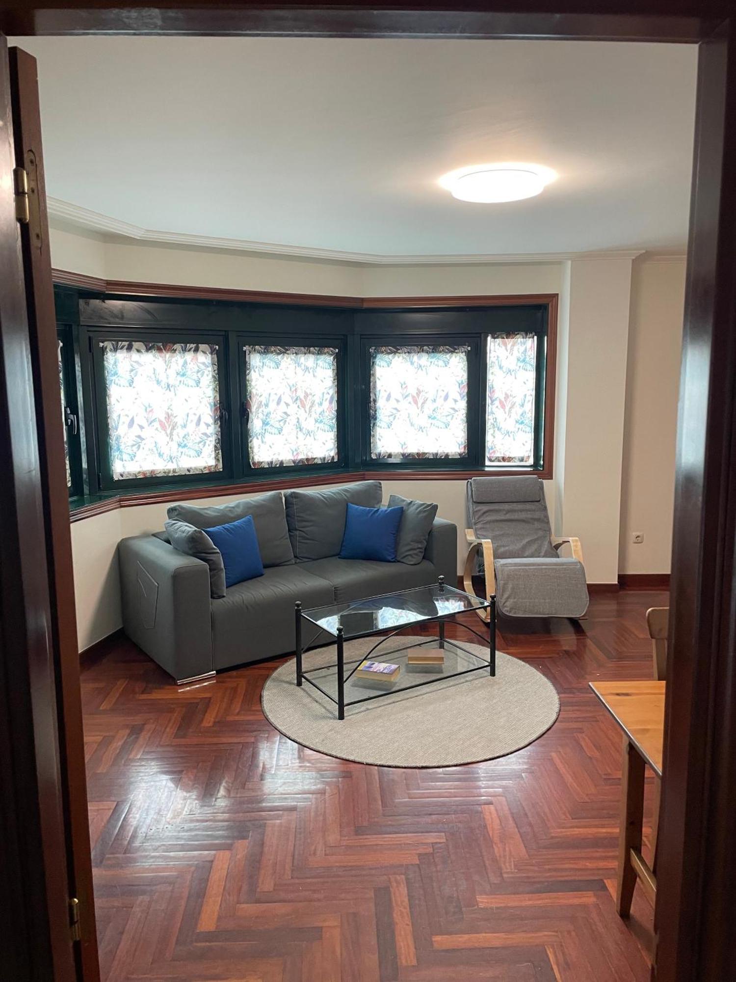Cangas Piso Completo ภายนอก รูปภาพ